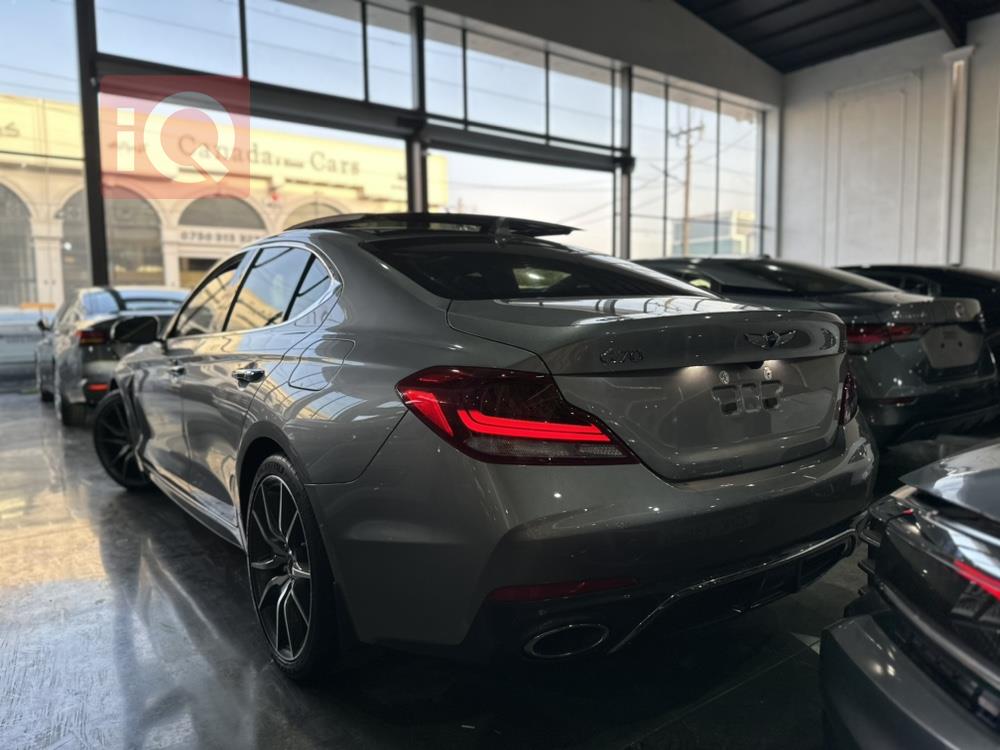 جنسس G70